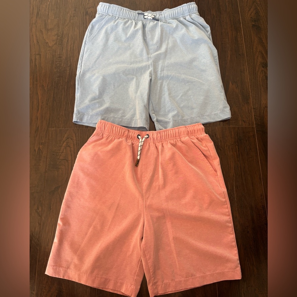 Boys vineyard vines performance shorts size xl